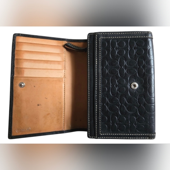 Coach Black Embossed Leather Wallet - Picture 7 of 11
